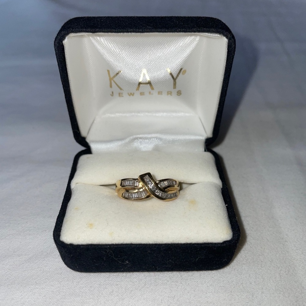 Diamond ring